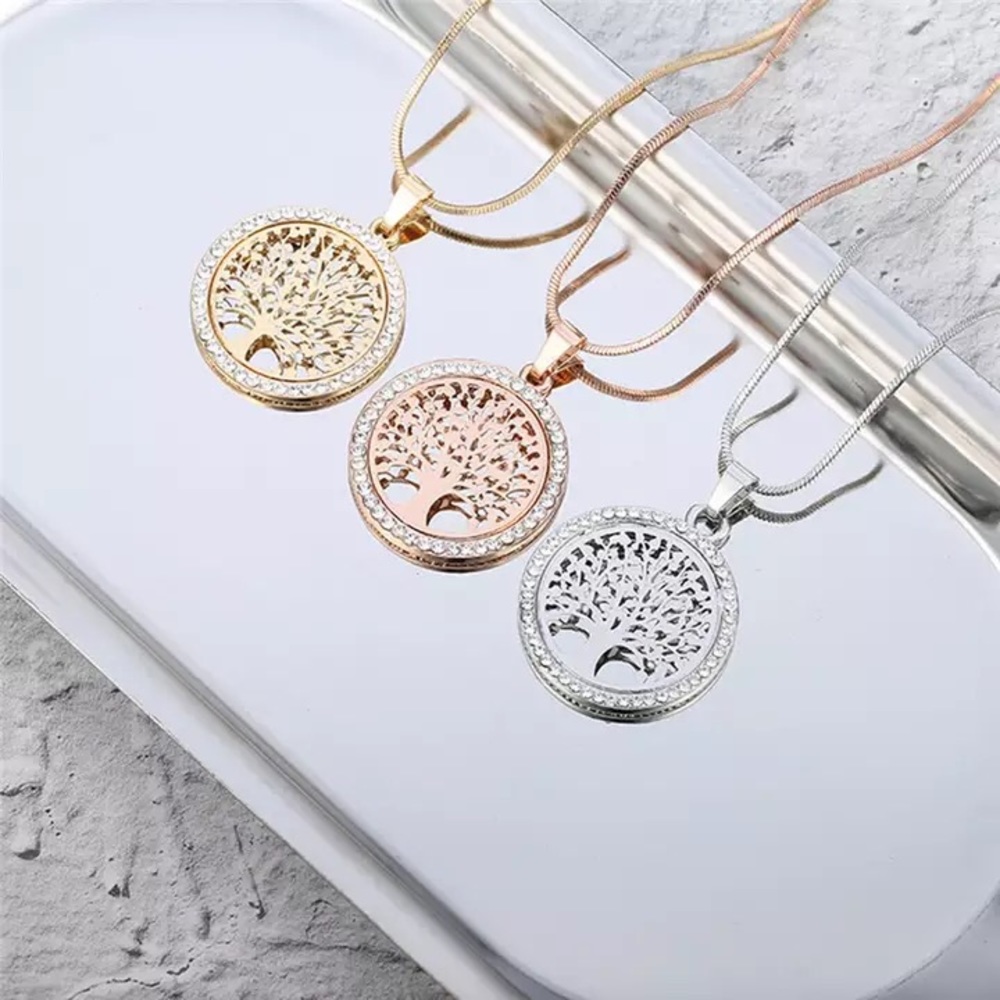 ✨Tree of Life Crystal Encrusted Gold Pendant✨ - Picture 5 of 7